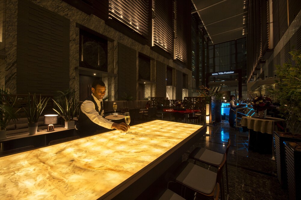 Hotel Lounge