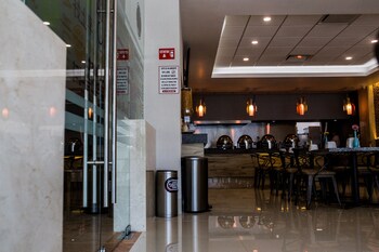 Food Court