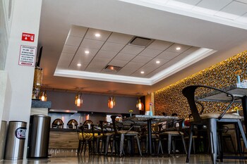 Food Court