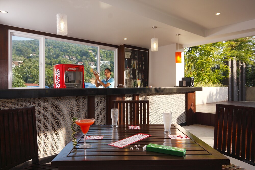 Hotel Lounge