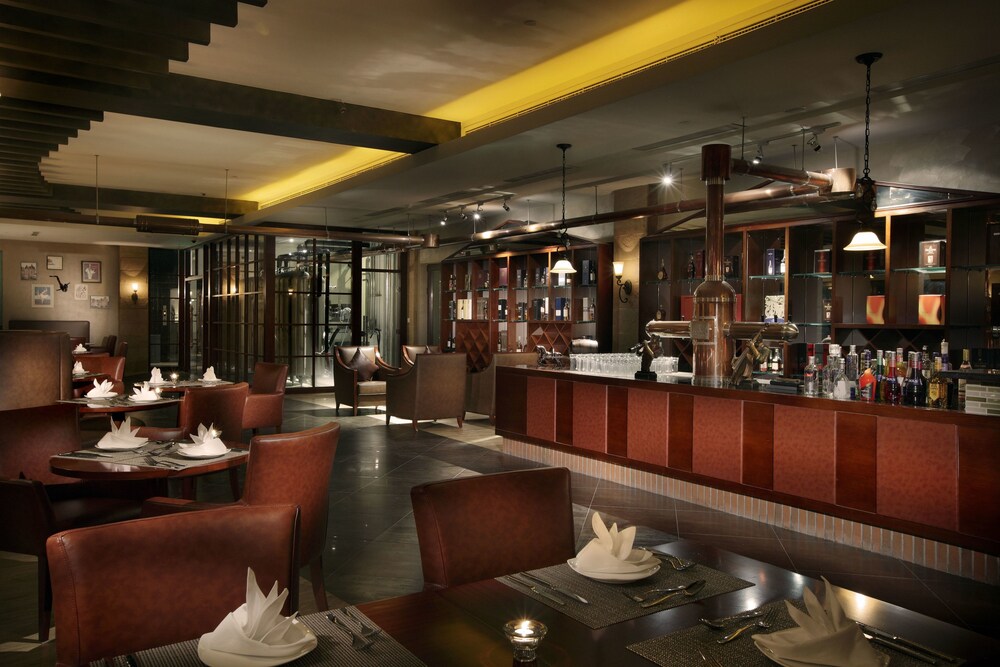 Hotel Bar