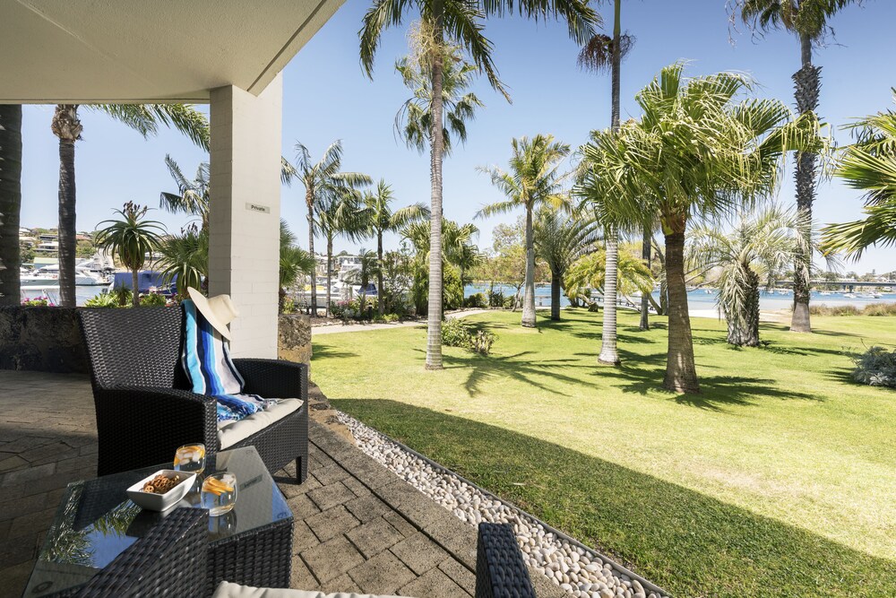 Riverside Suite - Terrace/Patio