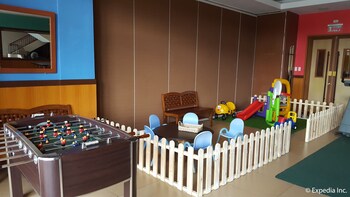 Childrens Play Area - Indoor