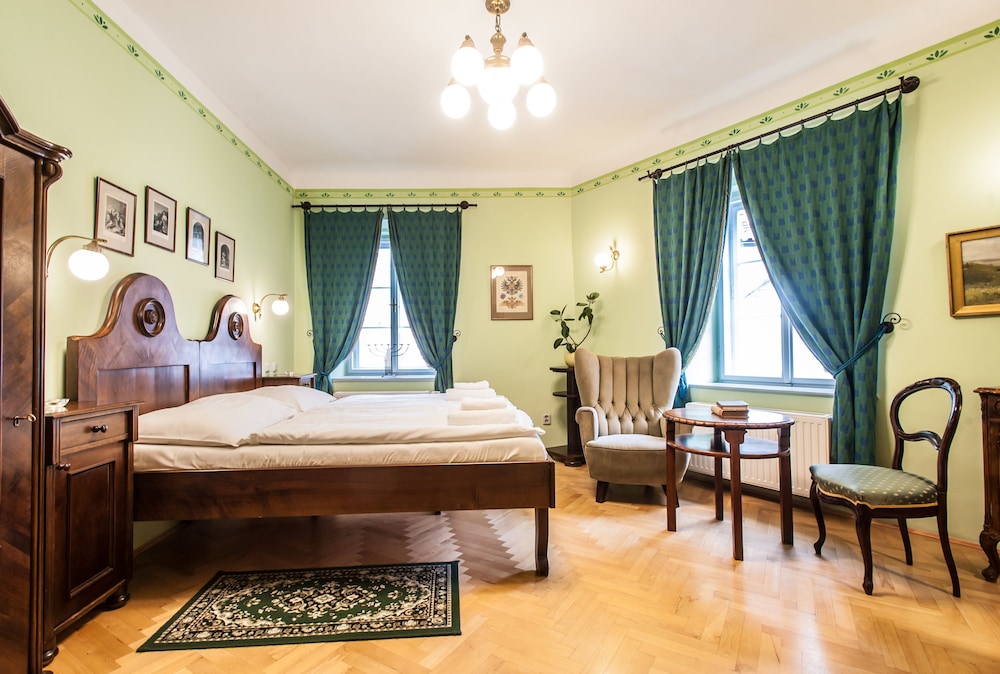 Guestroom