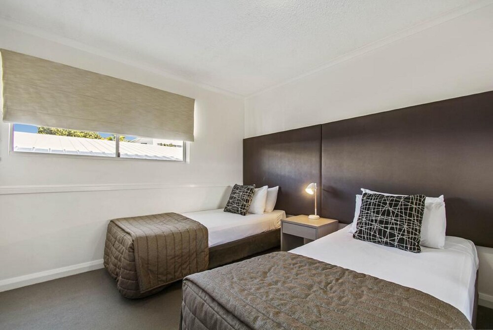 Three Bedroom Apartment - Guestroom