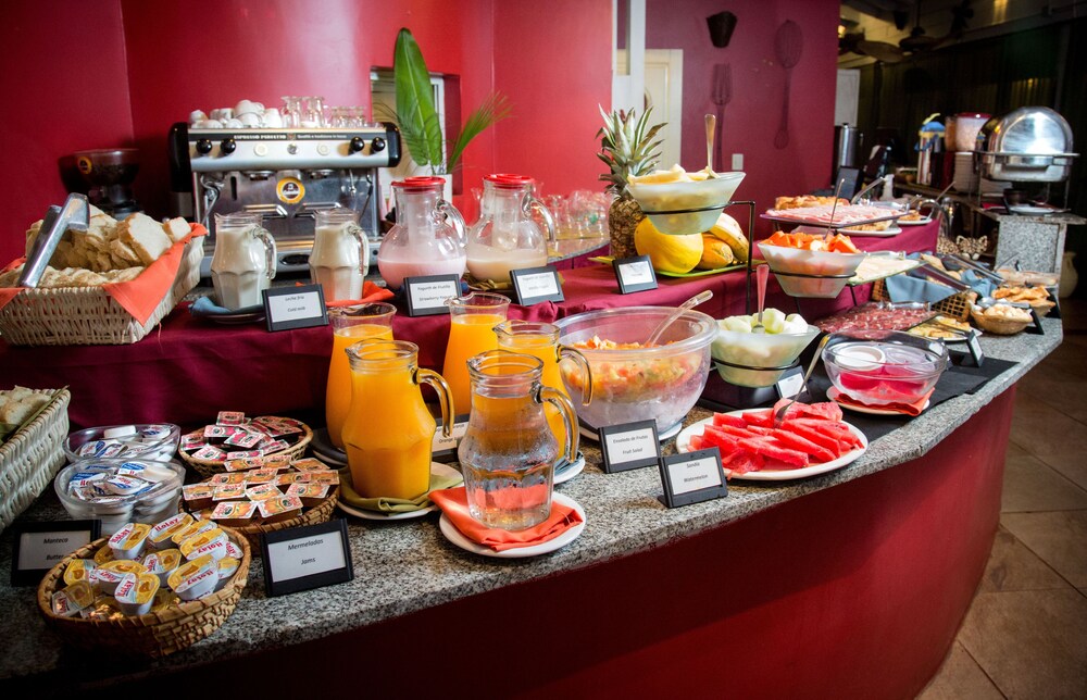 Hotel Bar