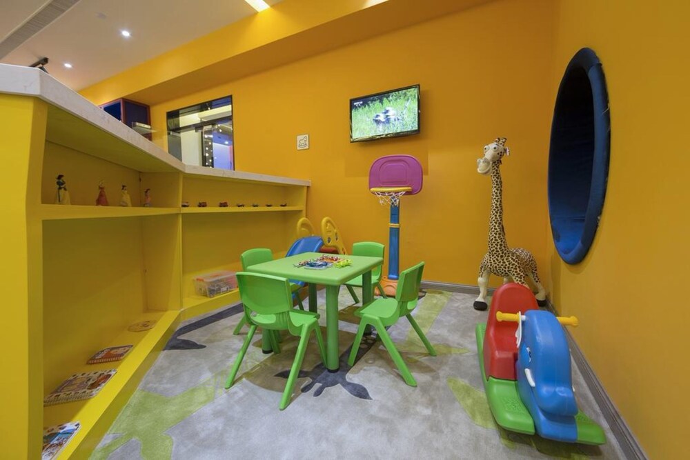 Childrens Play Area - Indoor