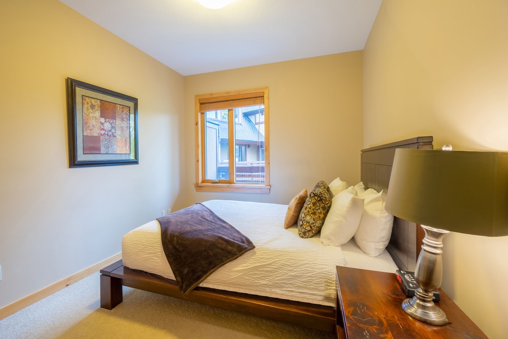 215 Three Bedroom KQQ - Guestroom
