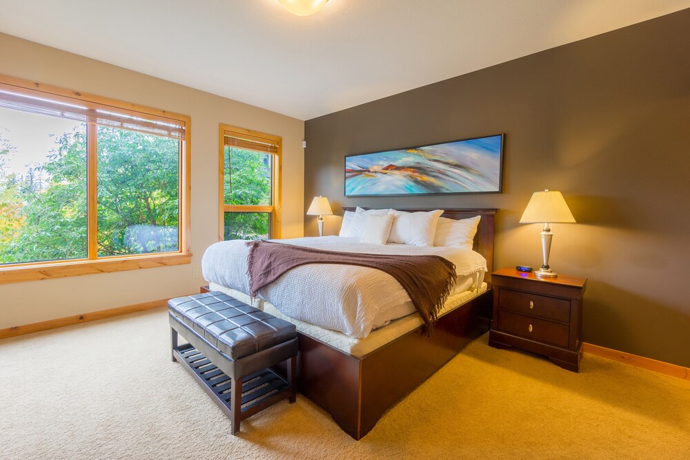 110 Three Bedroom KQQ - Guestroom