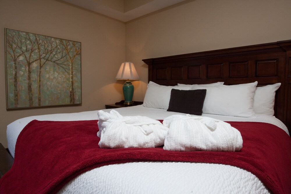218 Two Bedroom KQ - Guestroom
