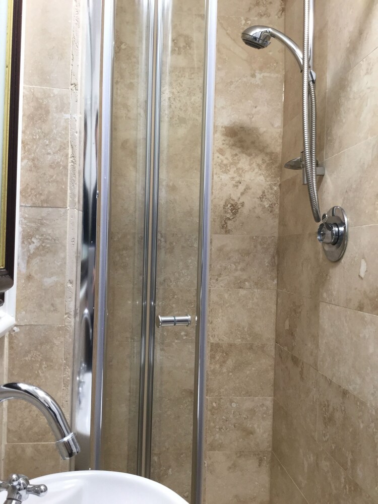 Douche de la salle de bain