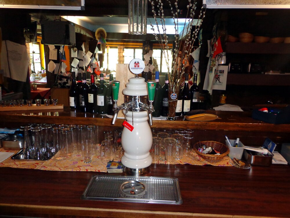 Hotel Bar