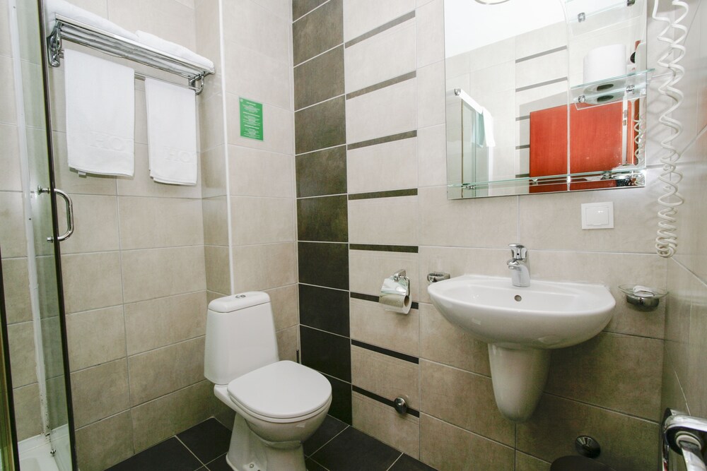 Salle de bain (Chambre Double Supérieure)