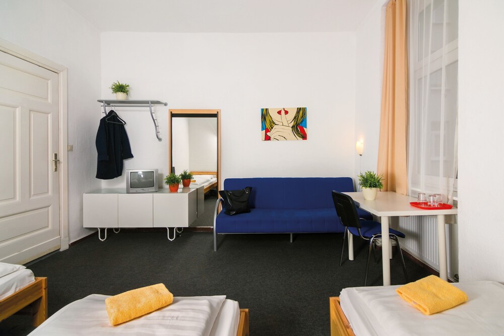 Guestroom