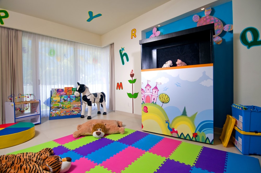 Childrens Play Area - Indoor