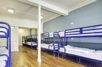 1bed in 8-bed mixed dormitory ensuite