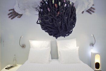 Guestroom