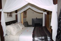 Double Room, Private Bathroom (Zenobia)