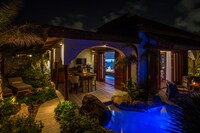 Superior Beach Front Pool Suite
