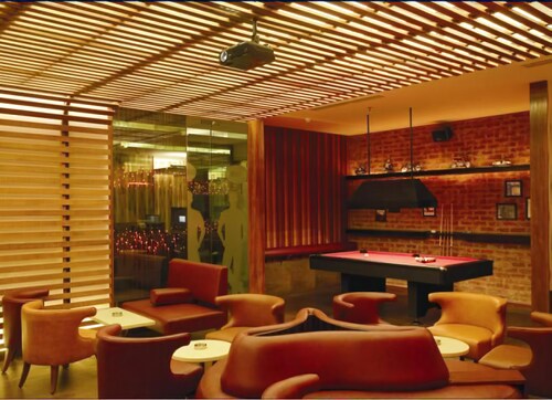 Hotel Bar