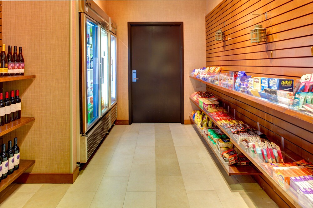 Snack Bar