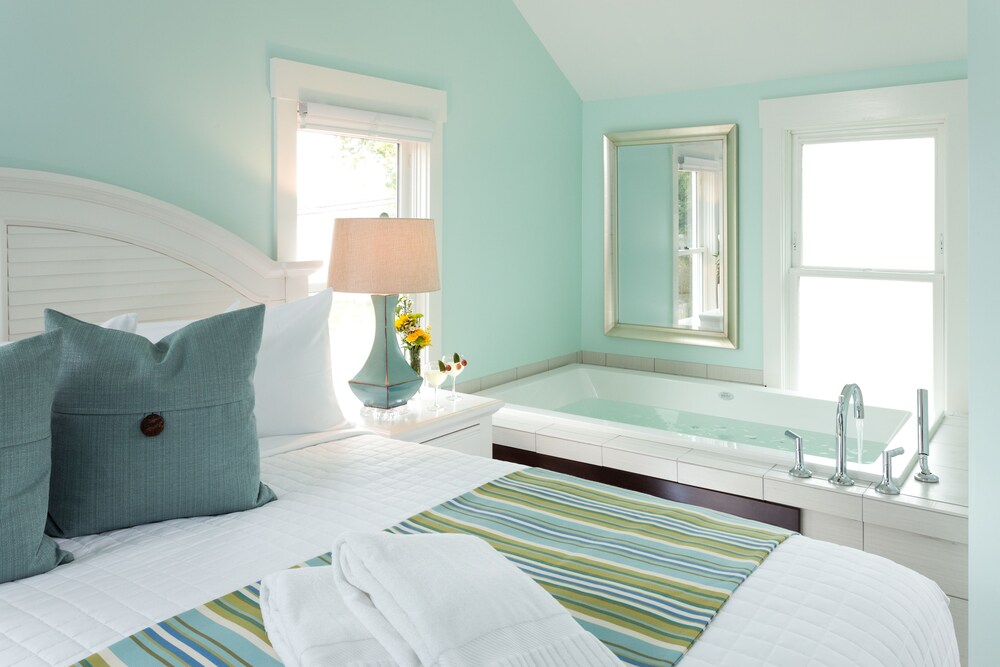 Jetted Tub
