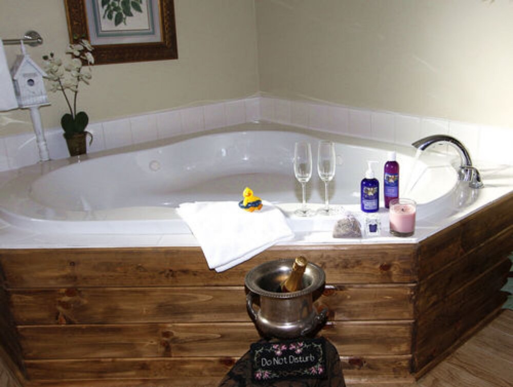 Jetted Tub