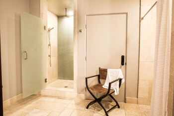 Vichy Shower