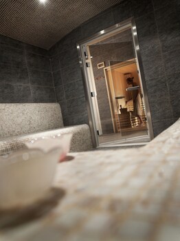 Steam Room