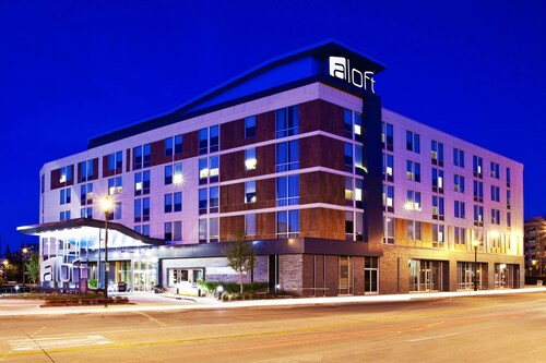 Aloft Milwaukee Downtown