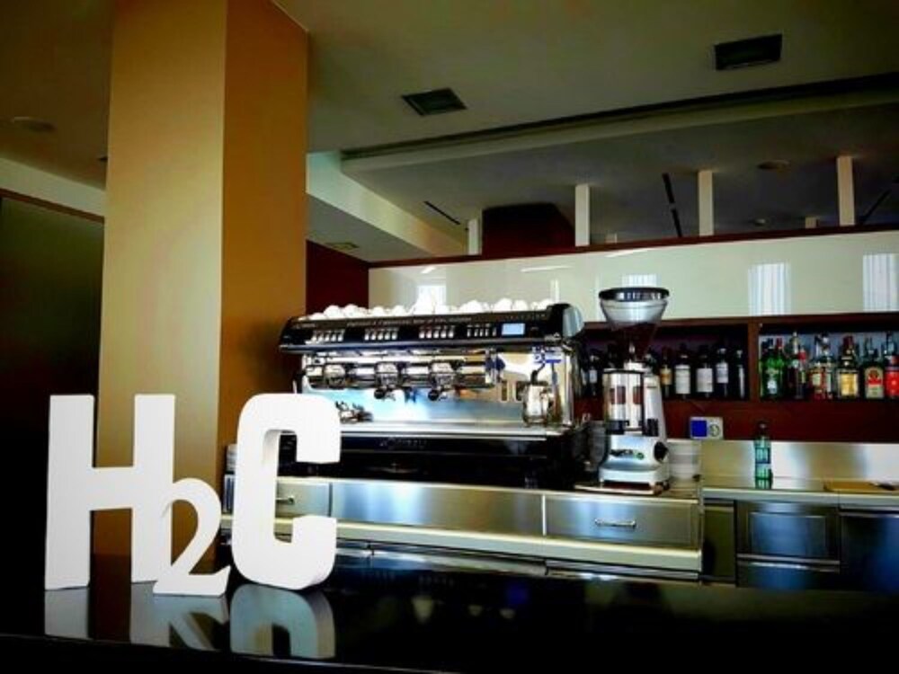 Hotel Bar