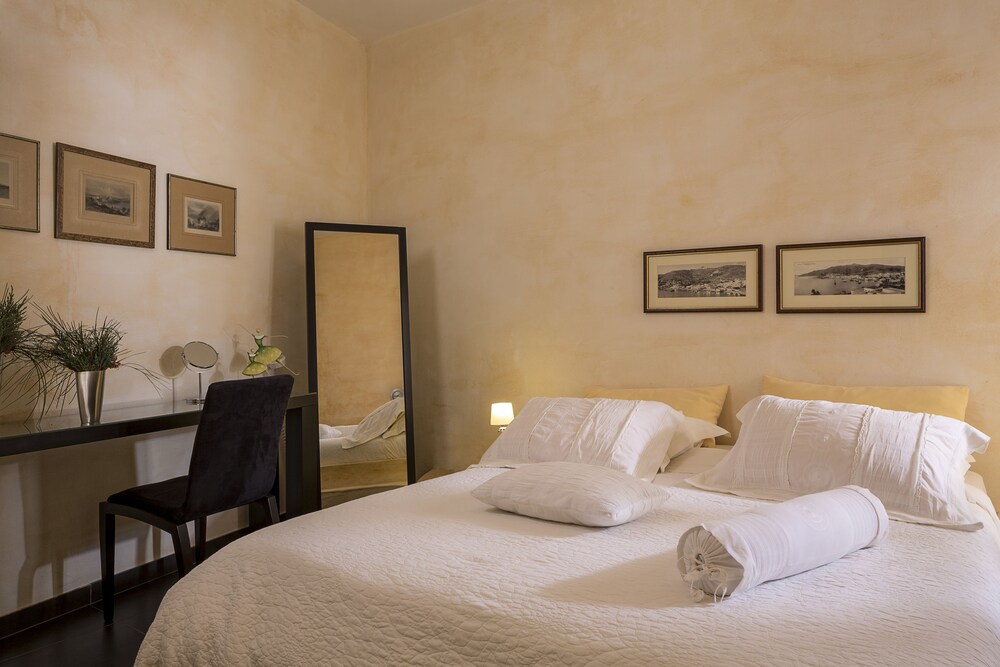 Family Suite - Guestroom