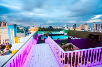 Rooftop Pool