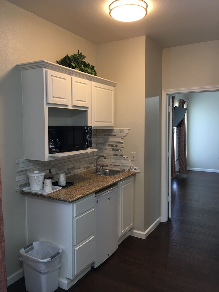 In-Room Kitchenette