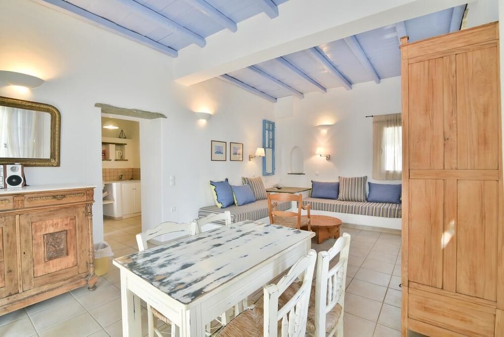 Suite - Guestroom