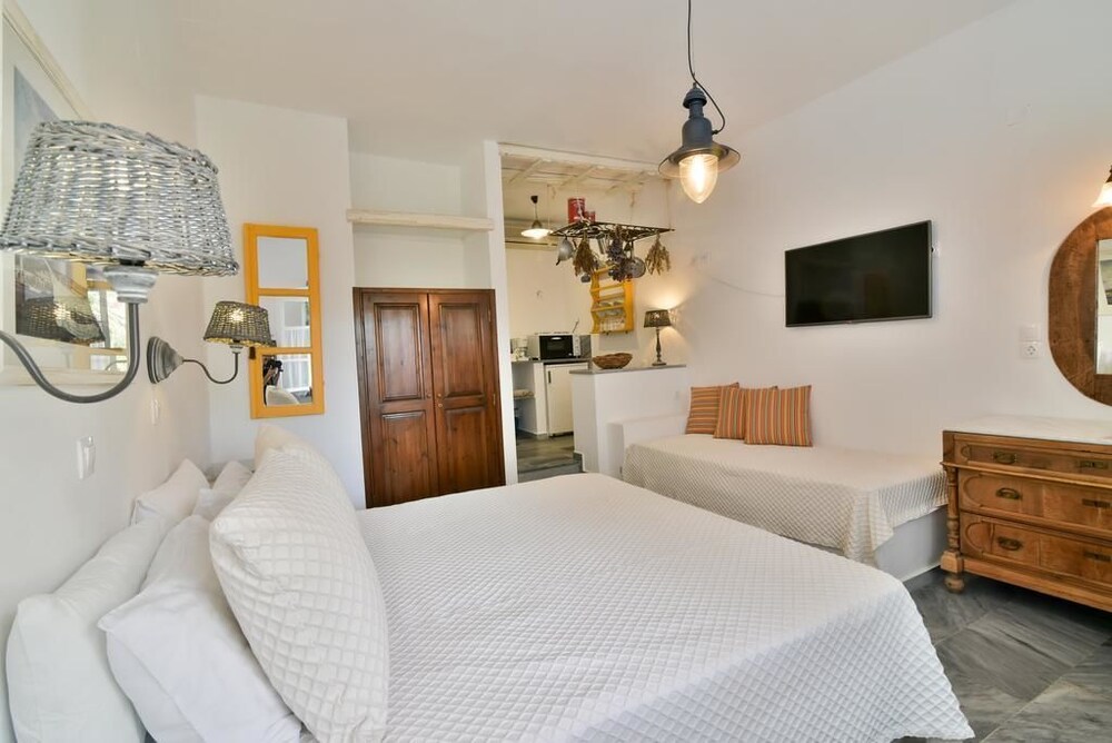 Classic Studio - Guestroom