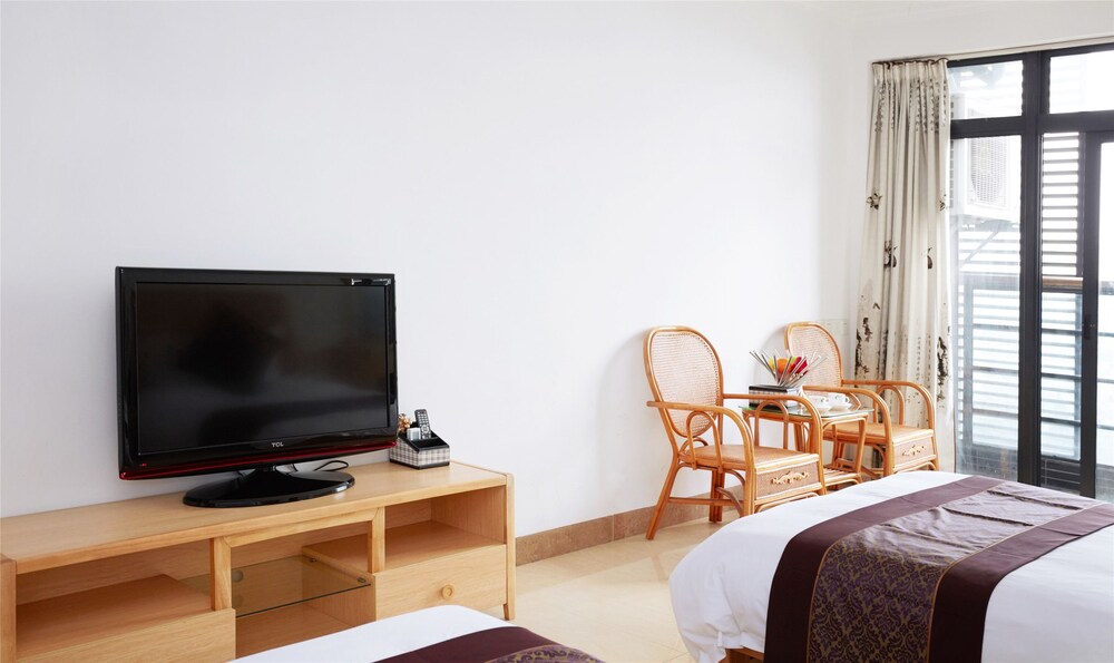 Deluxe Room, 2 Twin Beds - Guestroom