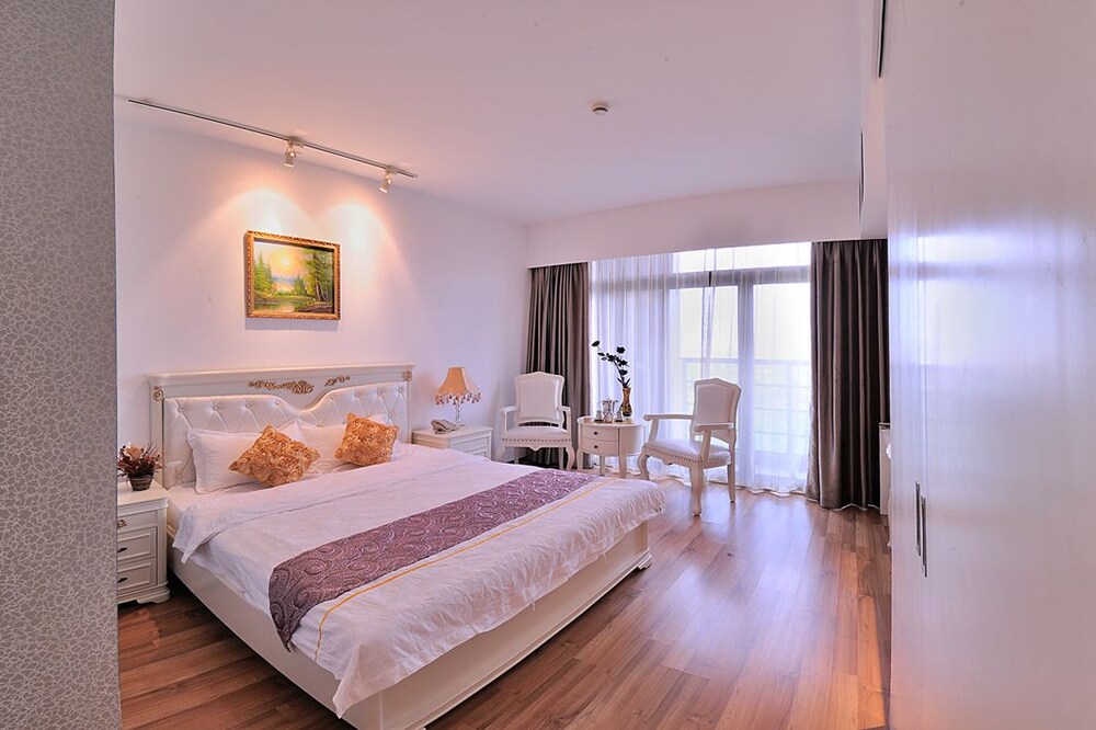 Business Room, 1 King Bed - Guestroom
