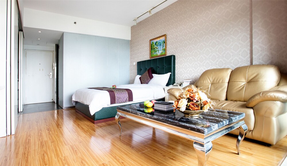 Deluxe Room, 1 King Bed - In-Room Amenity