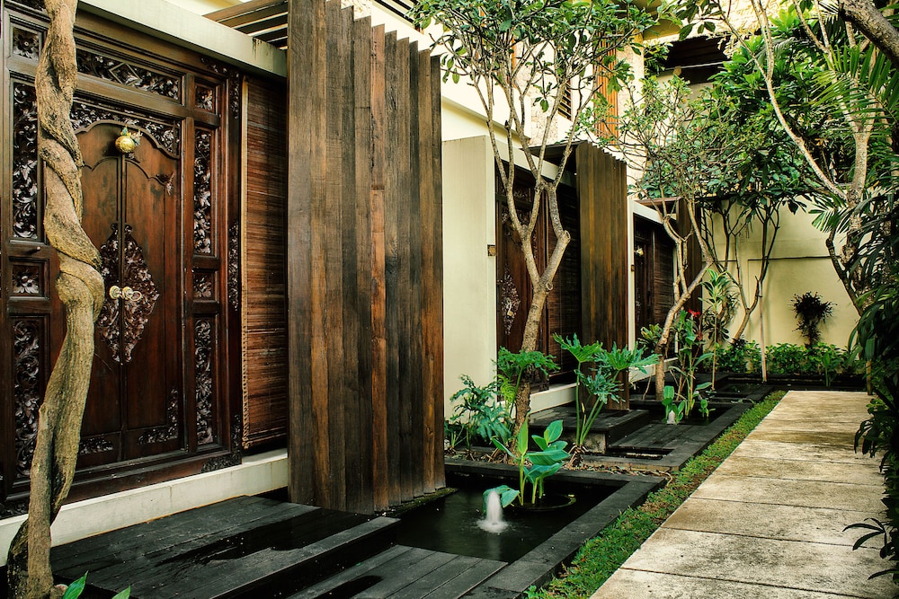 Courtyard