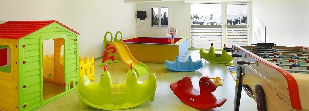 Childrens Play Area - Indoor