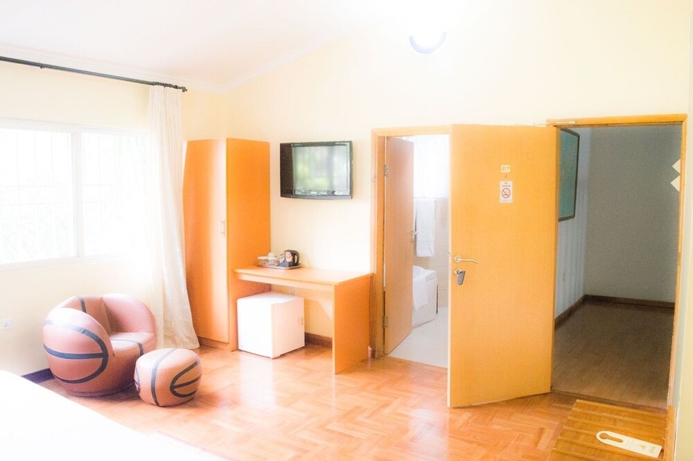 Guestroom