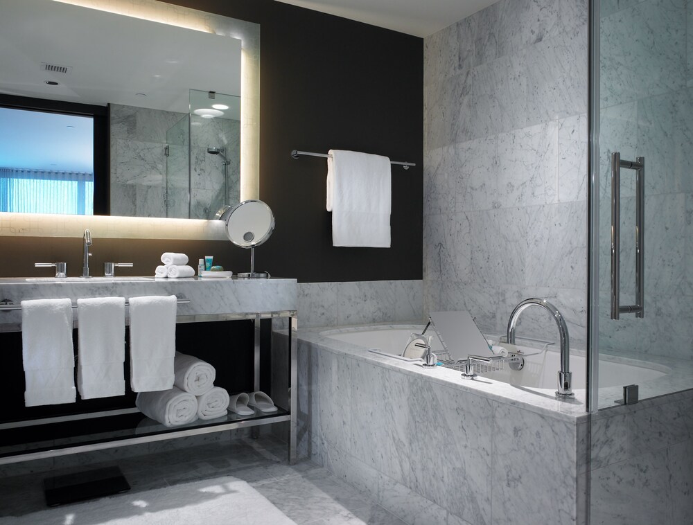 W Hollywood (Hollywood, United States of America) | Expedia