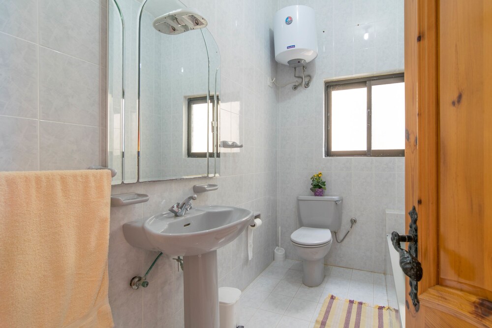 Standard Apartment, 1 Bedroom, Pool Access - Bathroom