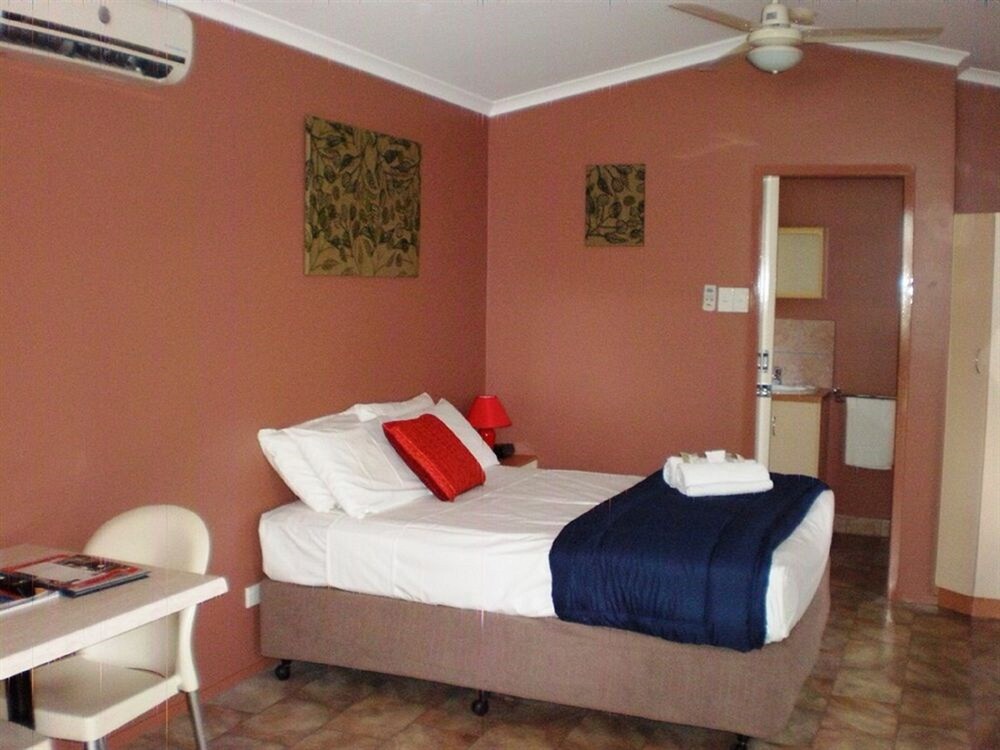 Cabin, 1 Double Bed (Resort) - Guestroom