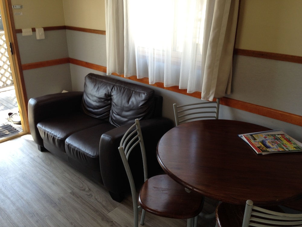 Holiday Cabin - Living Area