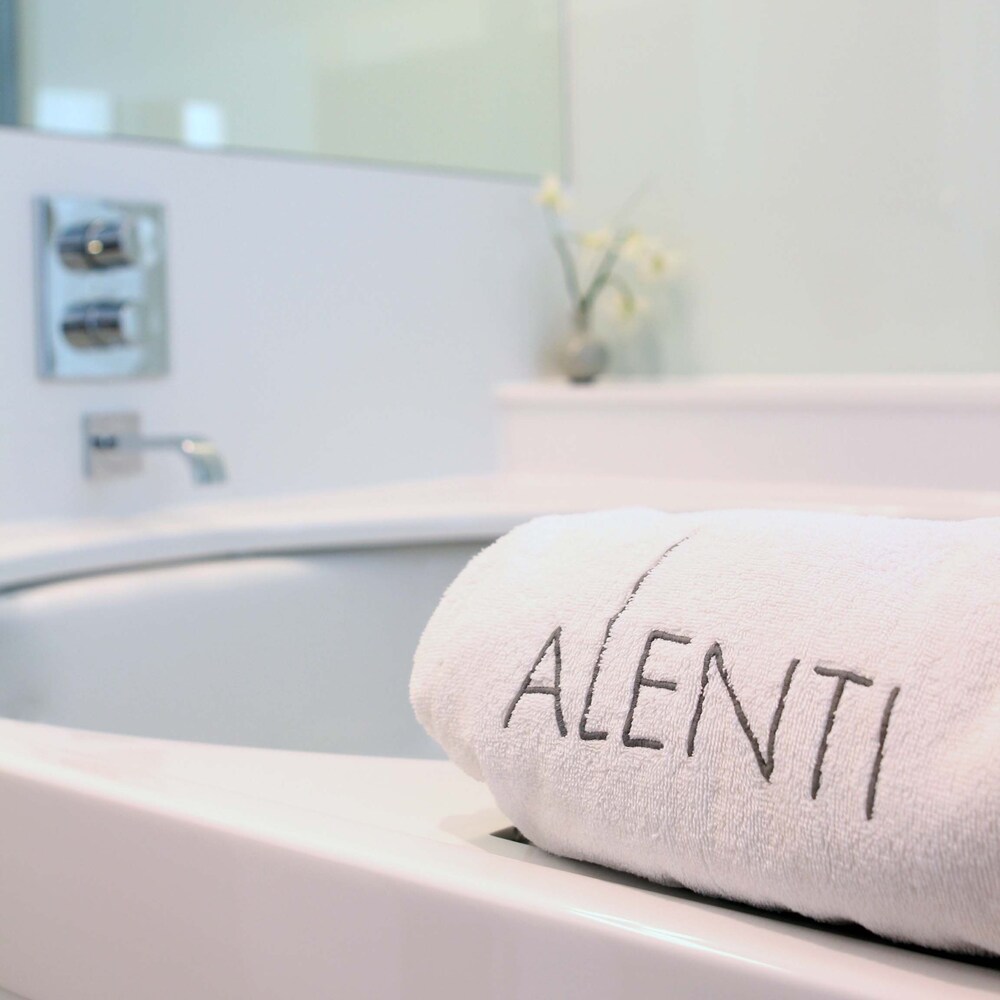 Jetted Tub