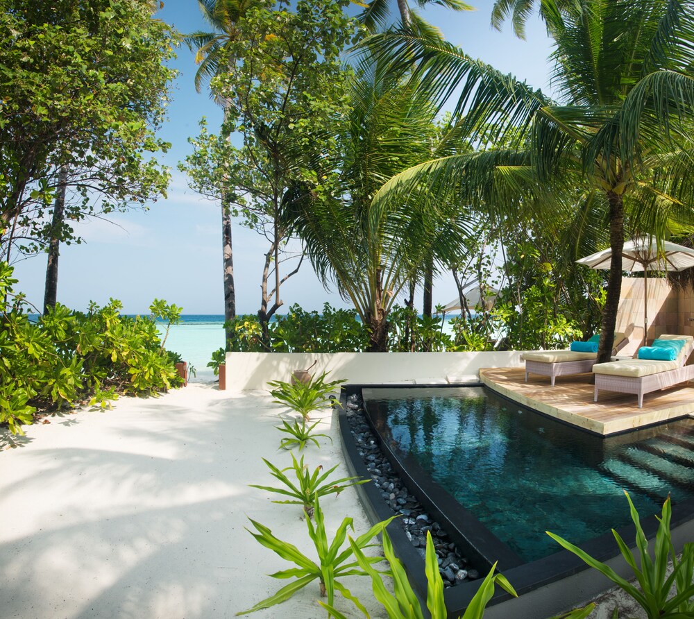 Indoor/Outdoor Pool