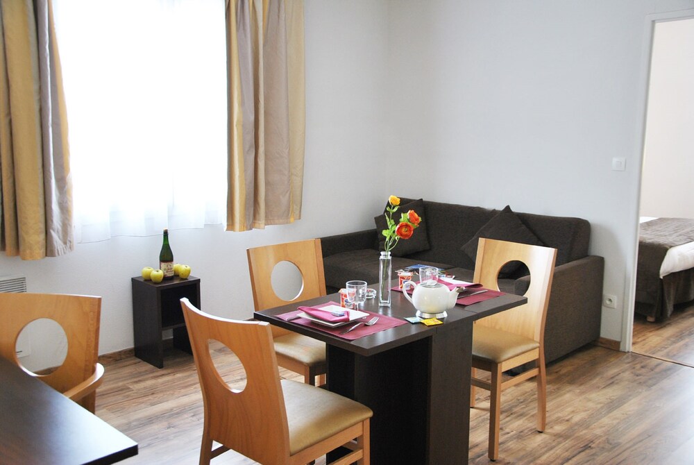 Apartment, 1 Bedroom - In-Room Dining