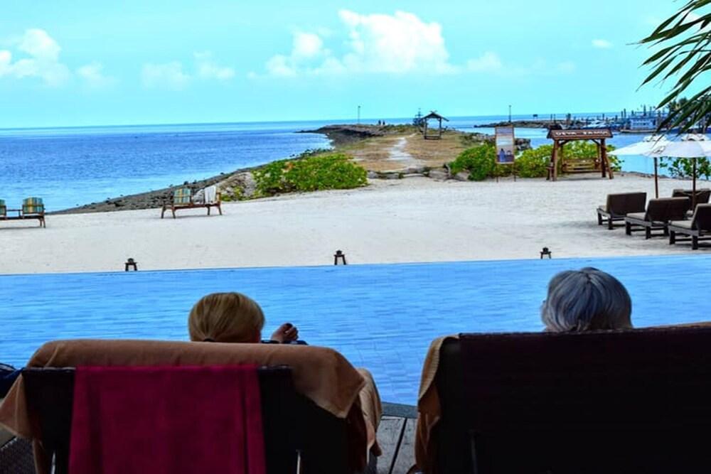 Beach/Ocean View